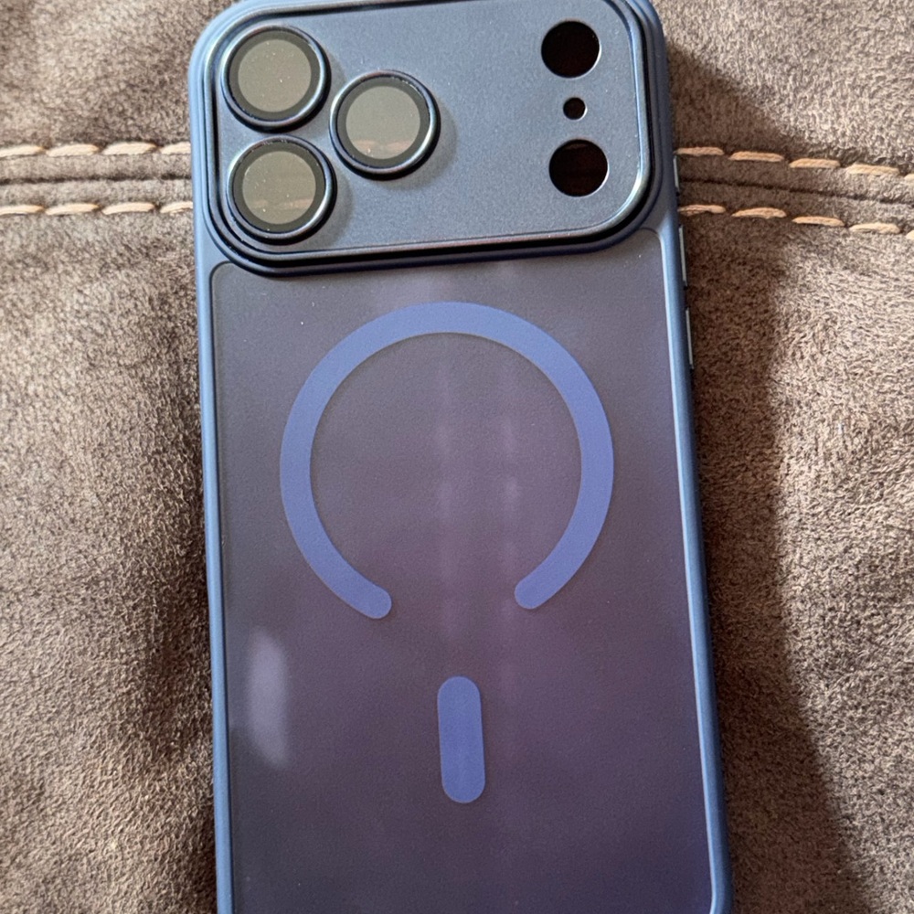 Blue MagSafe iPhone Case iPhone 17 pro max